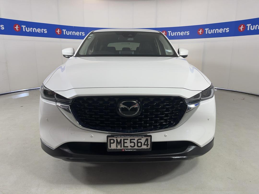 Photo '2' of Mazda CX-5