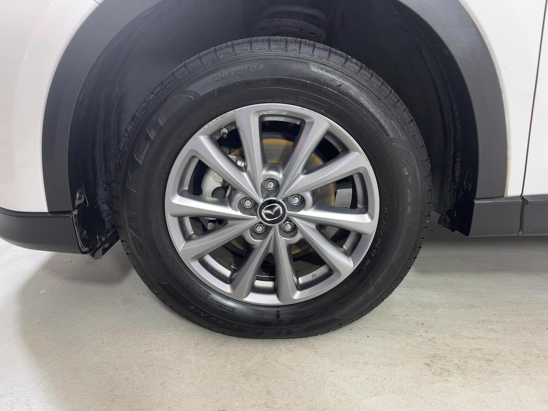 Photo '10' of Mazda CX-5