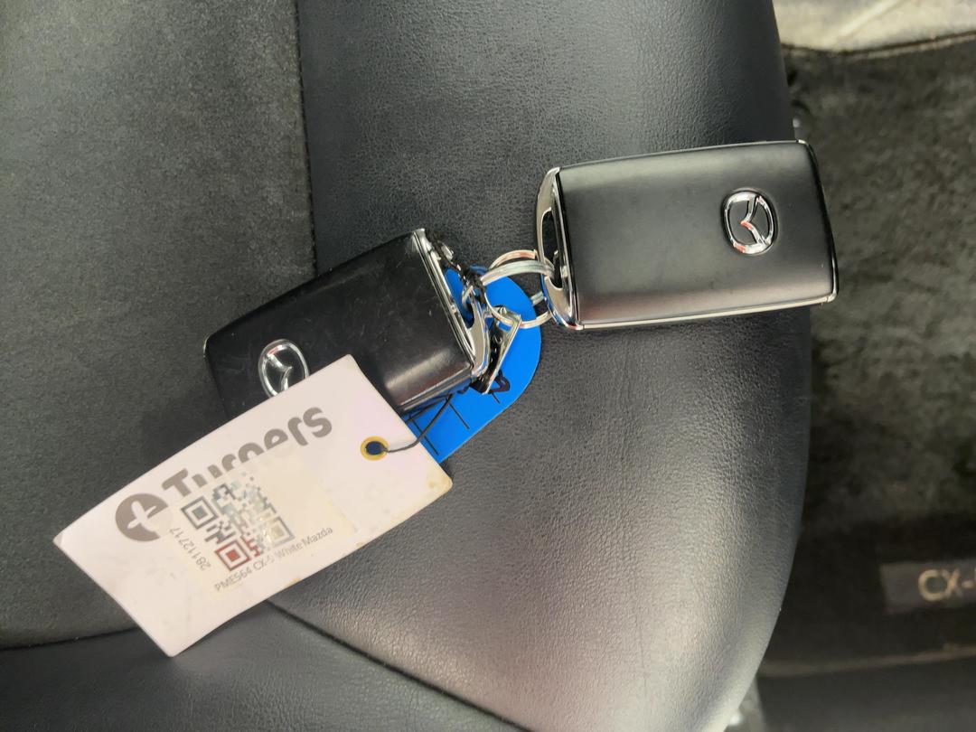 Photo '22' of Mazda CX-5