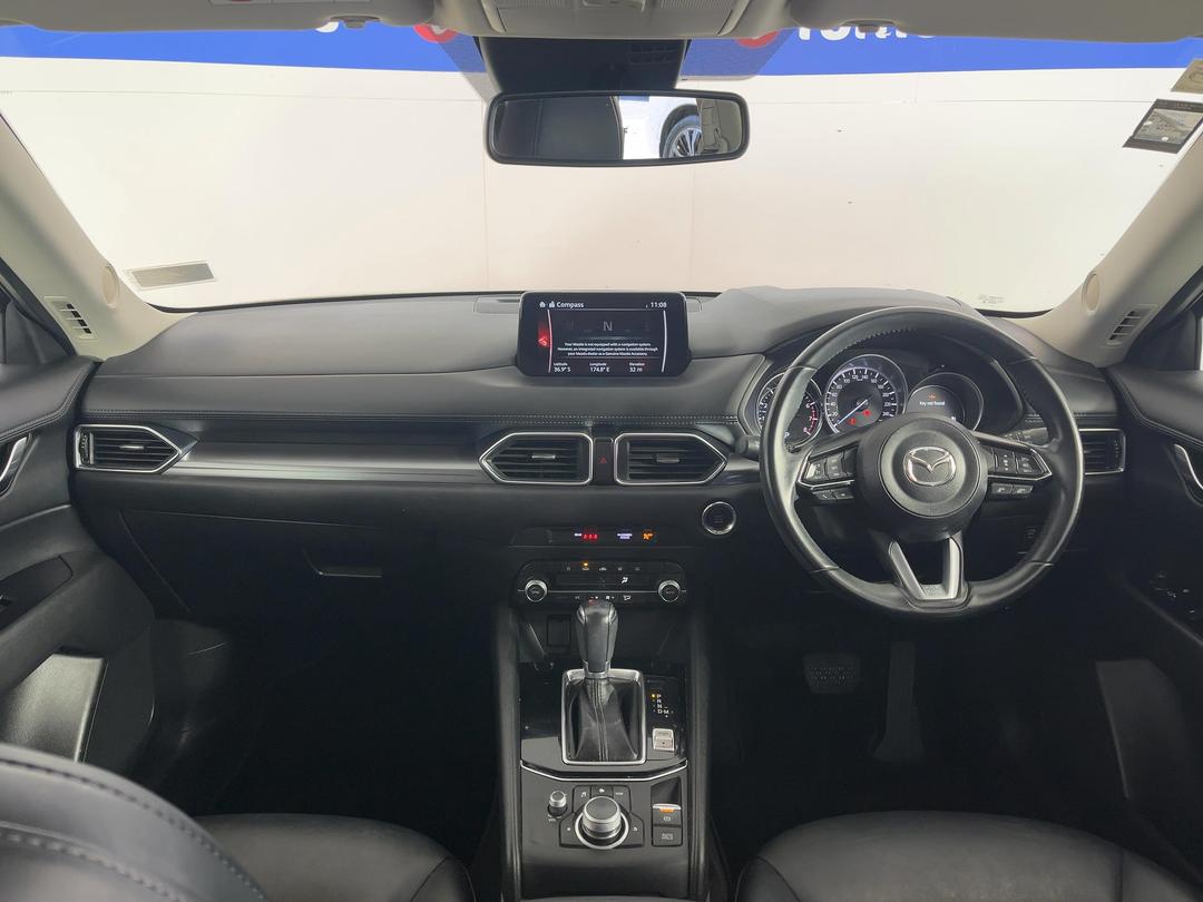 Photo '17' of Mazda CX-5