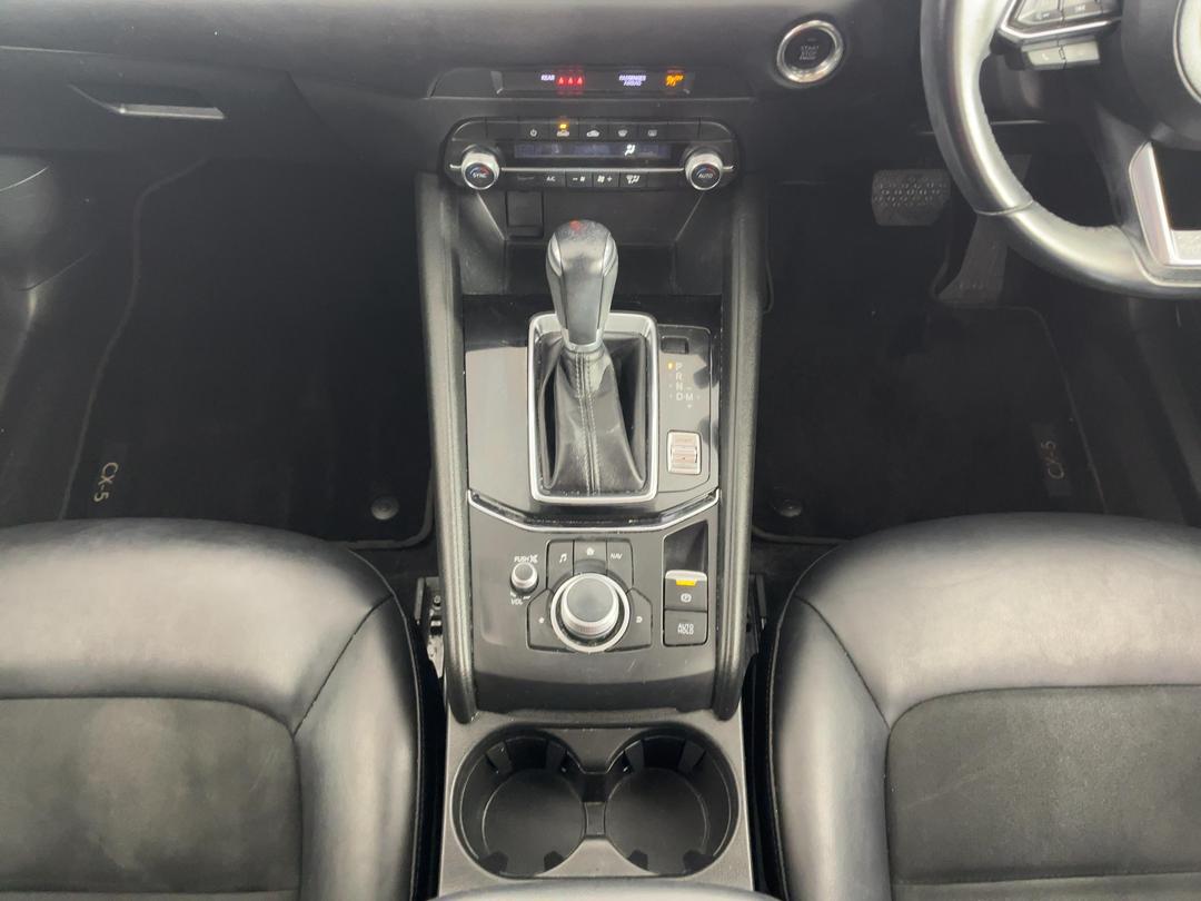 Photo '18' of Mazda CX-5