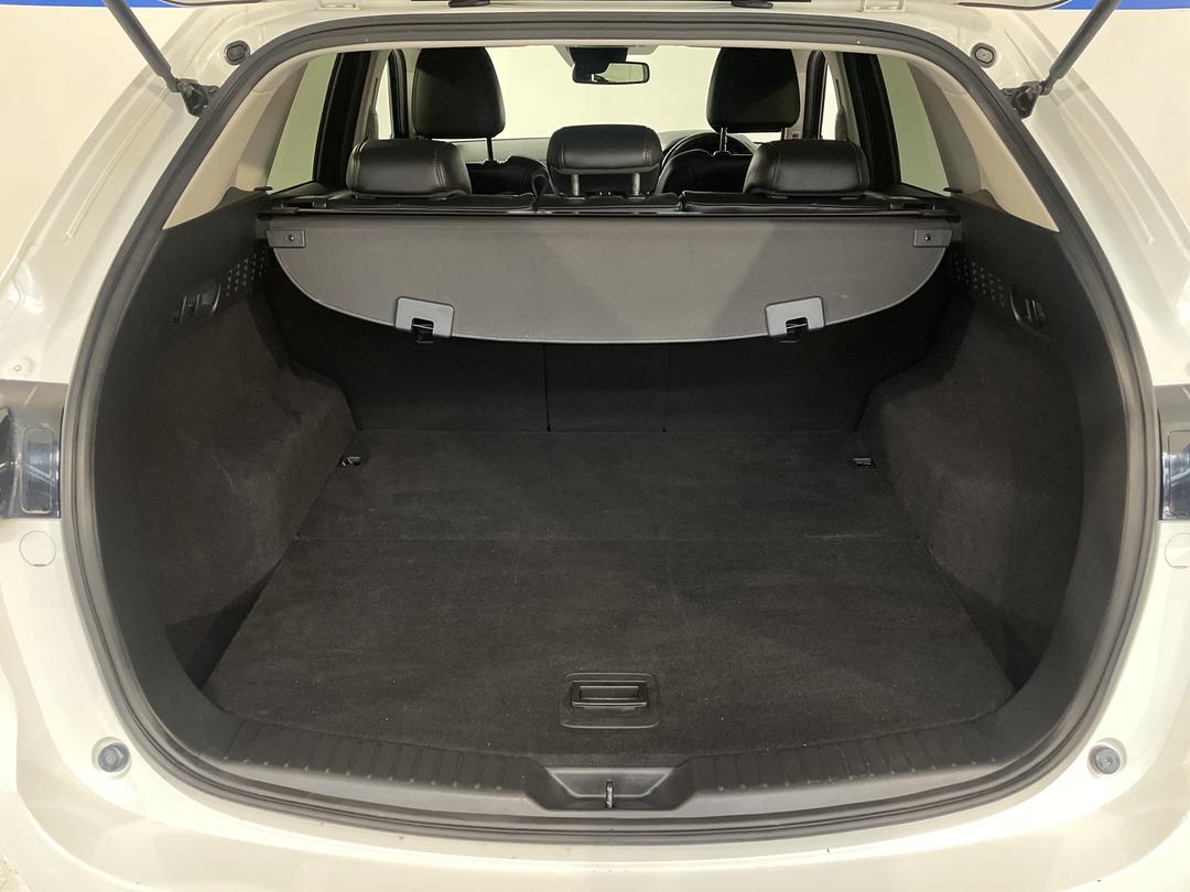 Photo '14' of Mazda CX-5