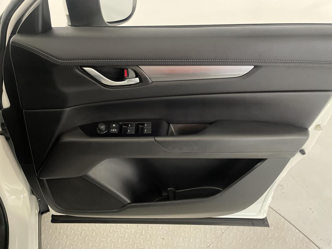 Photo '15' of Mazda CX-5