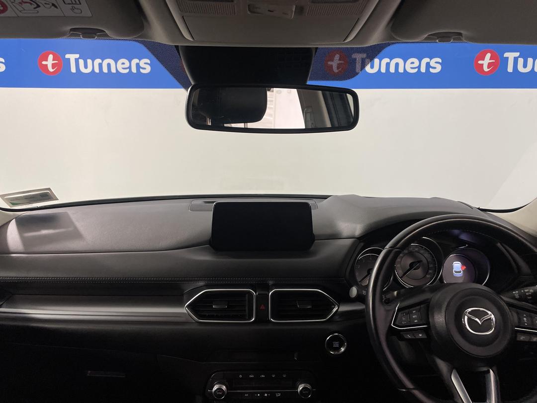 Photo '17' of Mazda CX-5