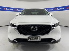 Photo '2' of Mazda CX-5