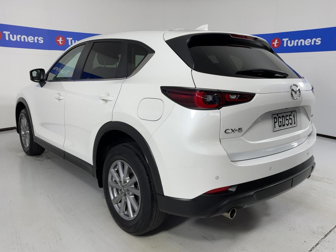 Photo '5' of Mazda CX-5