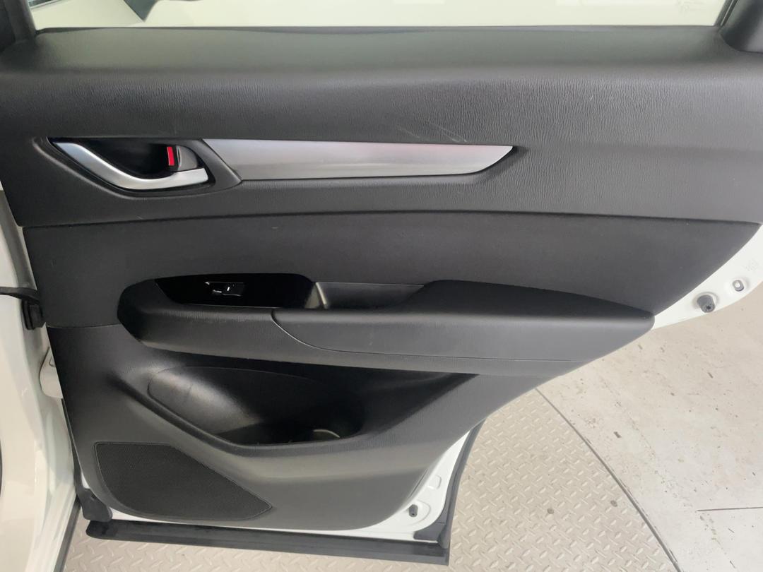 Photo '19' of Mazda CX-5