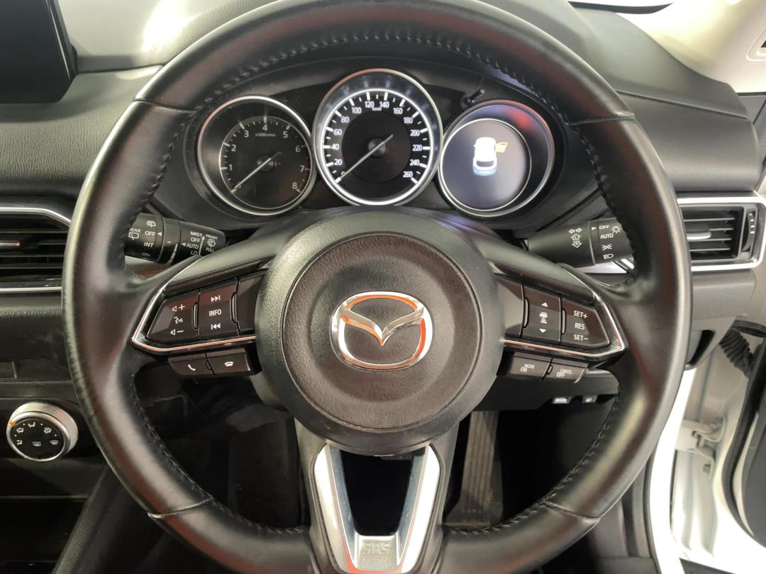 Photo '27' of Mazda CX-5