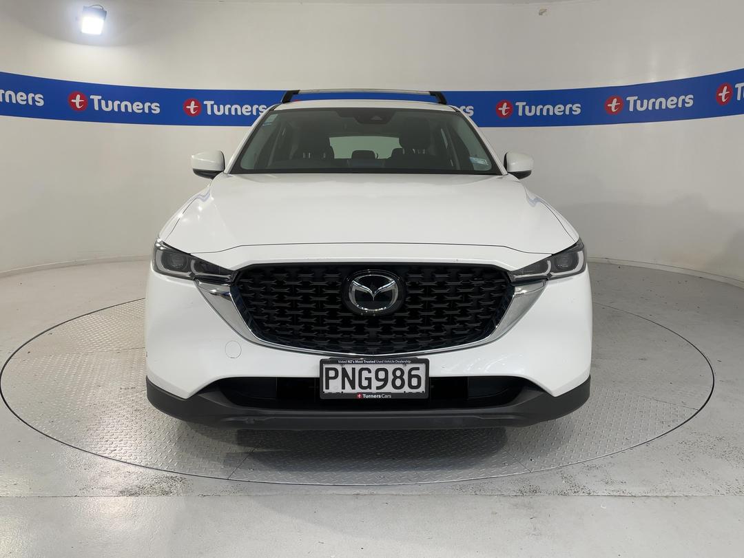 Photo '2' of Mazda CX-5