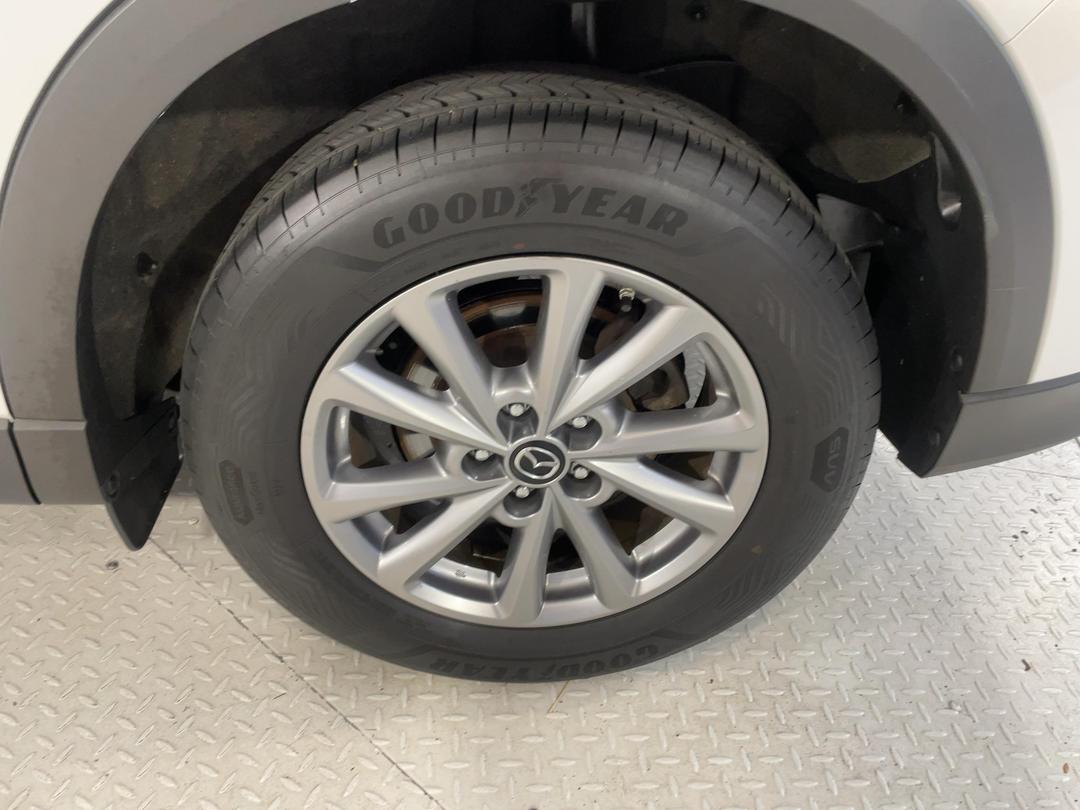 Photo '11' of Mazda CX-5