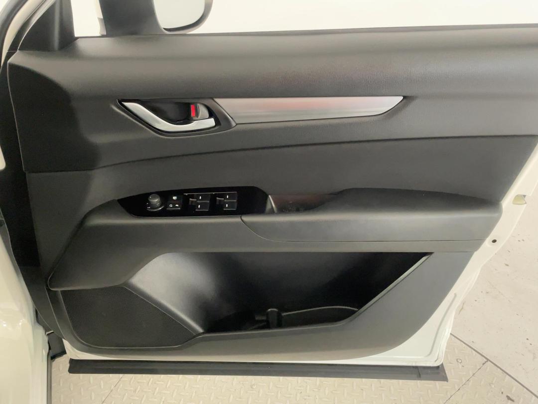 Photo '15' of Mazda CX-5