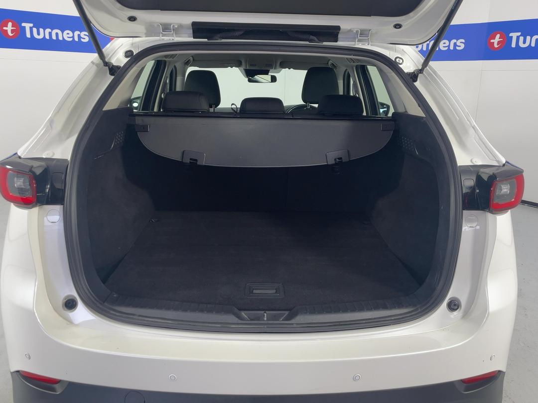 Photo '14' of Mazda CX-5