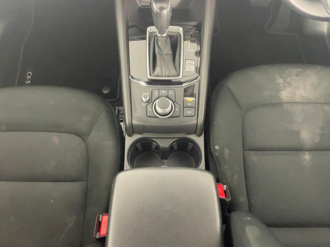 Photo '18' of Mazda CX-5