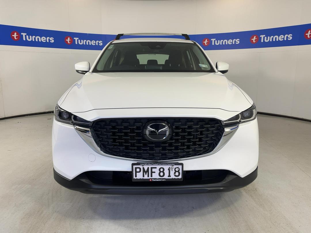 Photo '2' of Mazda CX-5