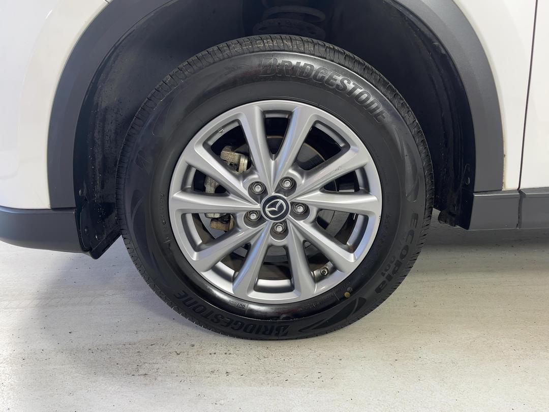 Photo '10' of Mazda CX-5