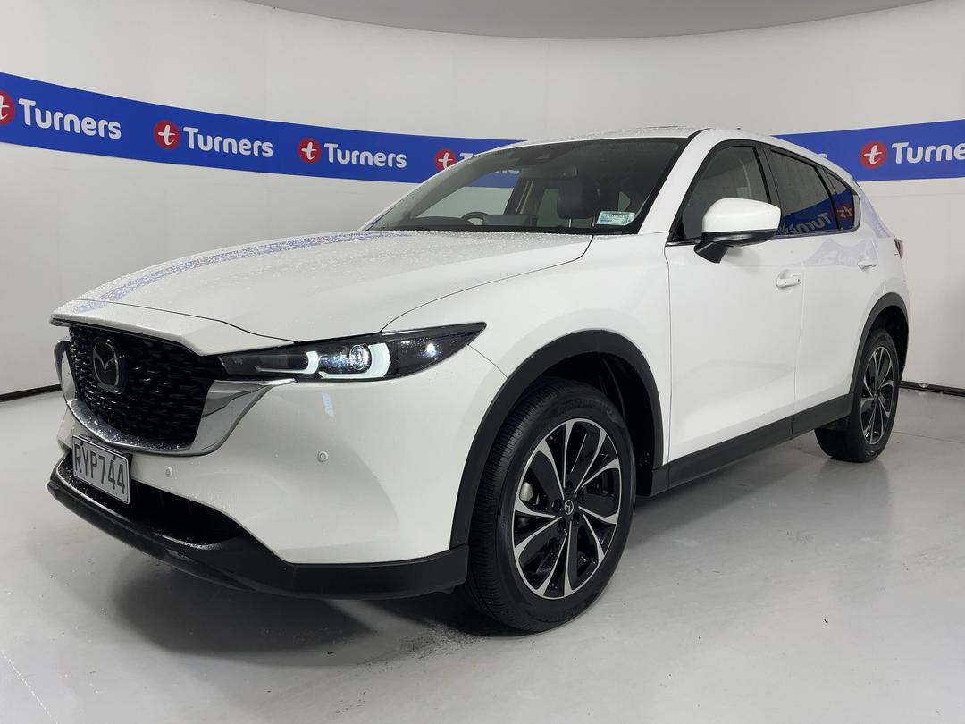 Photo '4' of Mazda CX-5