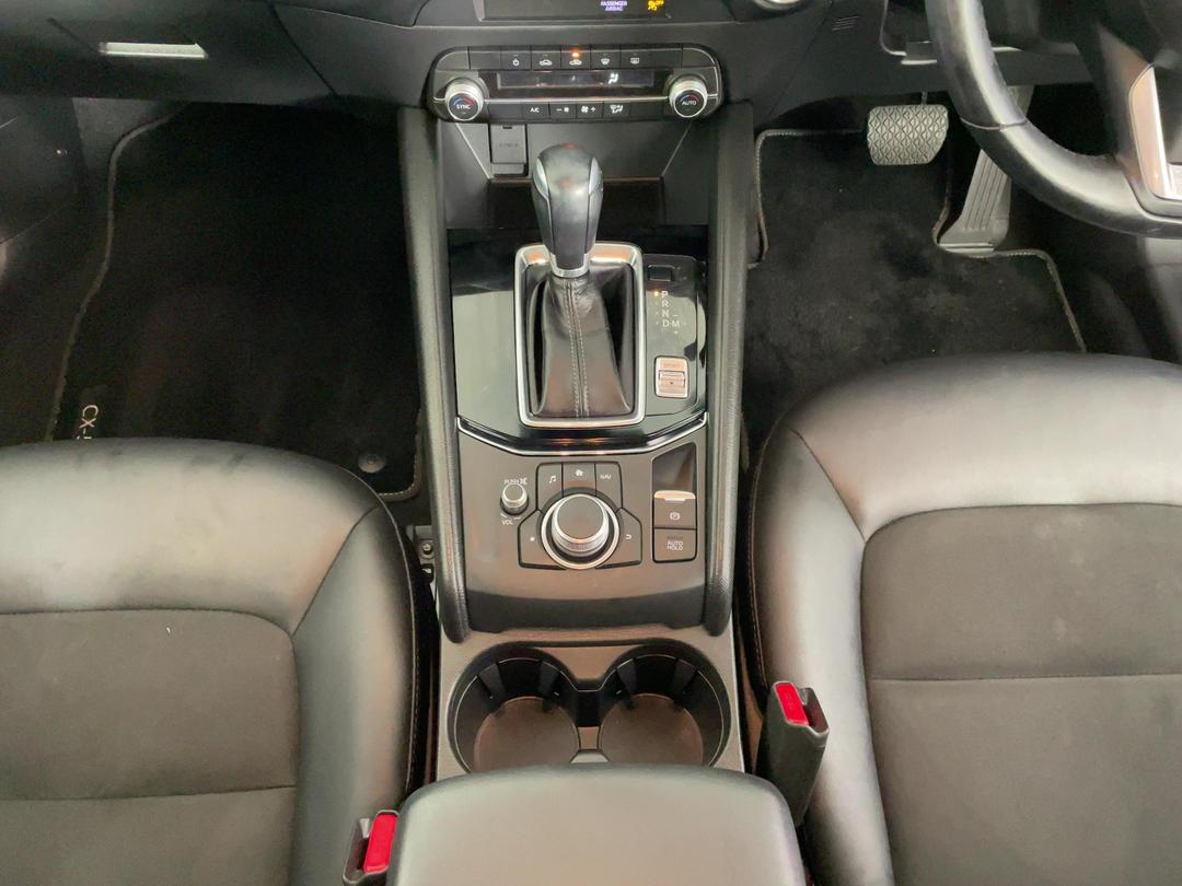 Photo '18' of Mazda CX-5