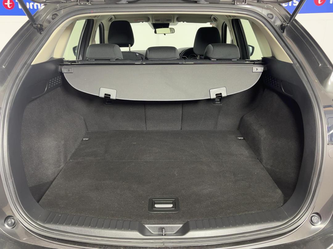 Photo '14' of Mazda CX-5