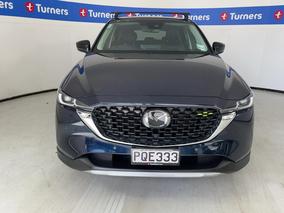 Photo '2' of Mazda CX-5