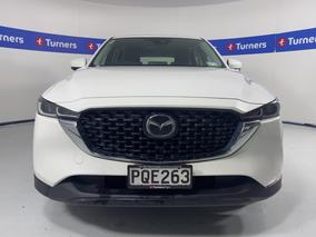 Photo '2' of Mazda CX-5