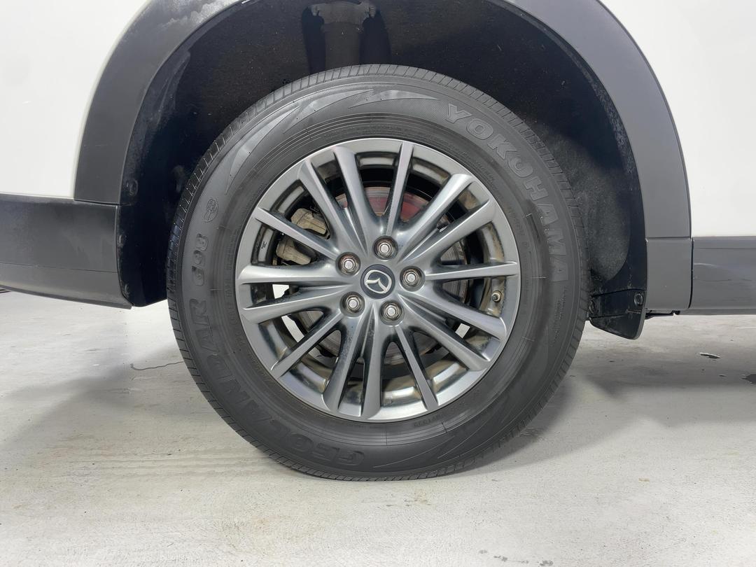 Photo '12' of Mazda CX-8