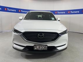 Photo '2' of Mazda CX-8