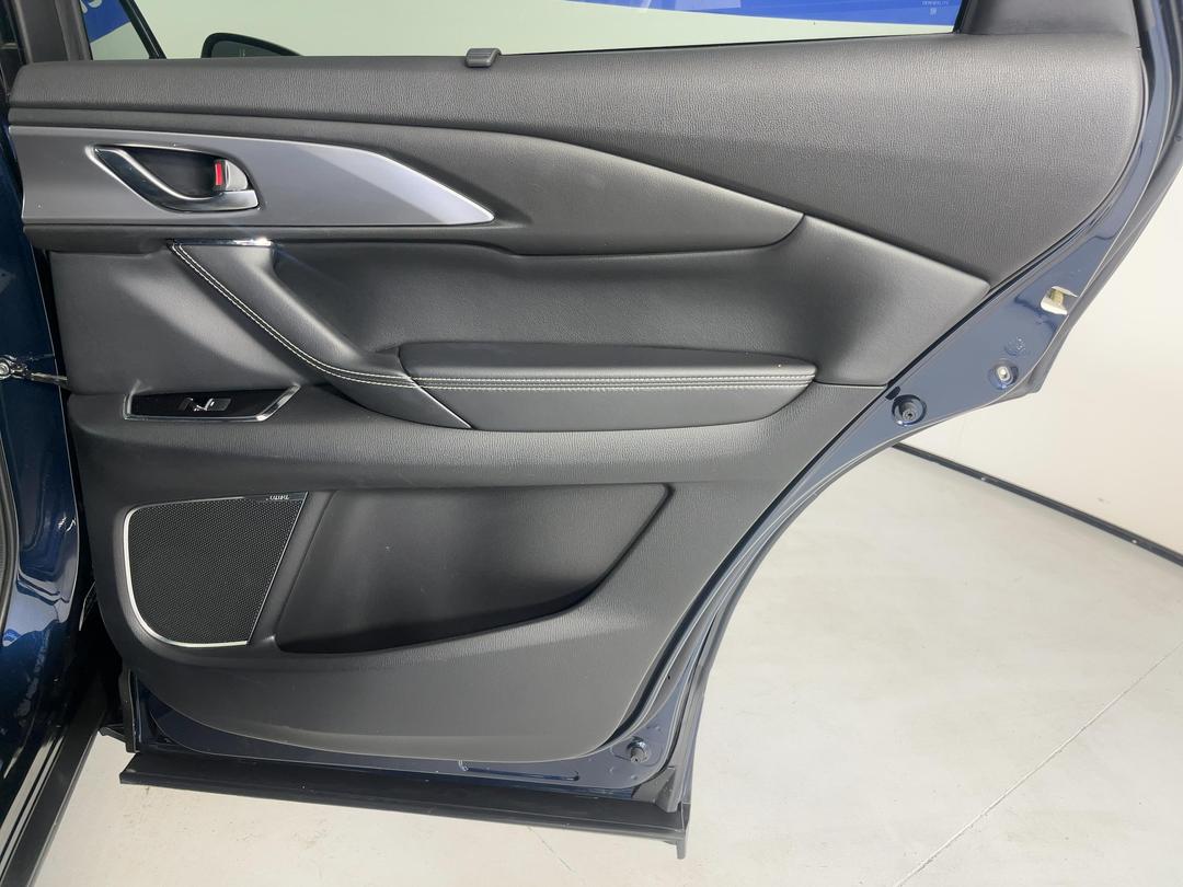 Photo '19' of Mazda CX-9