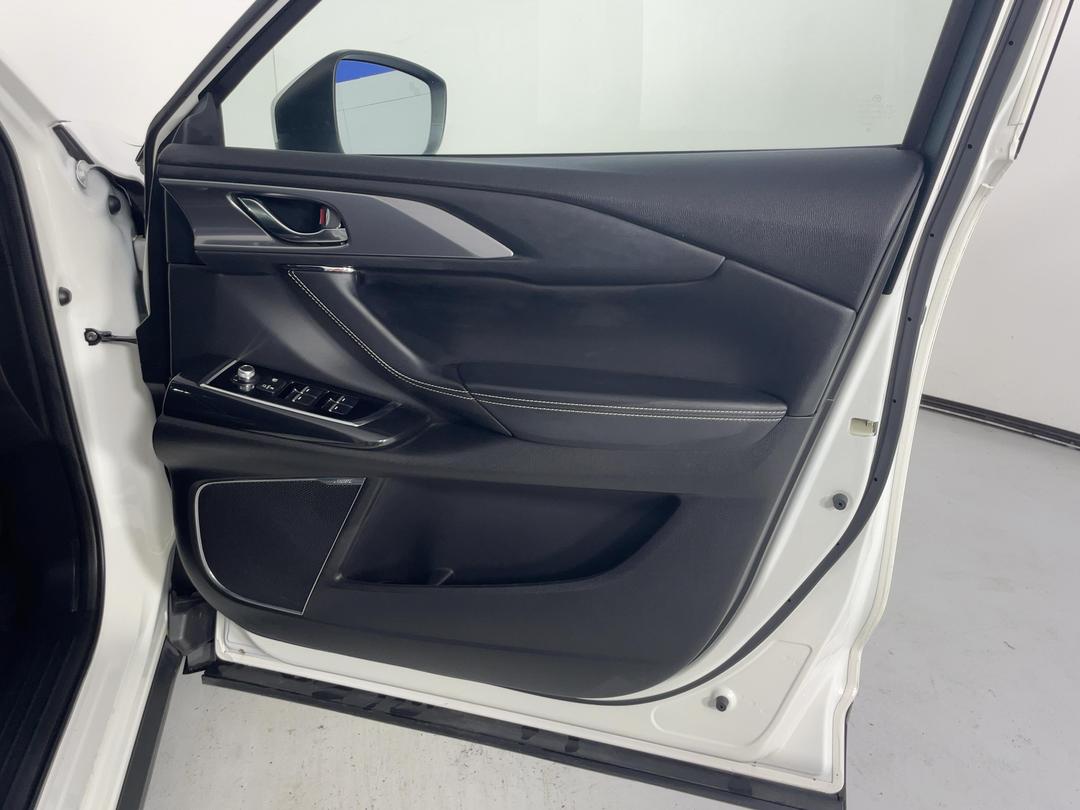 Photo '15' of Mazda CX-9
