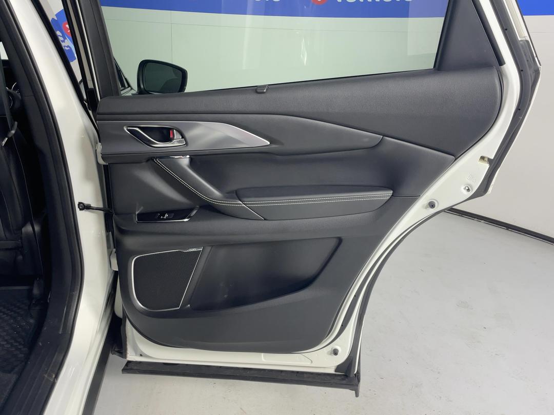 Photo '19' of Mazda CX-9