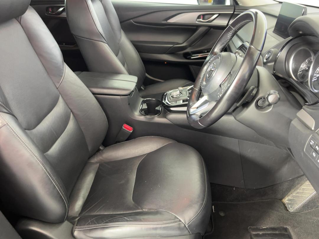 Photo '16' of Mazda CX-9