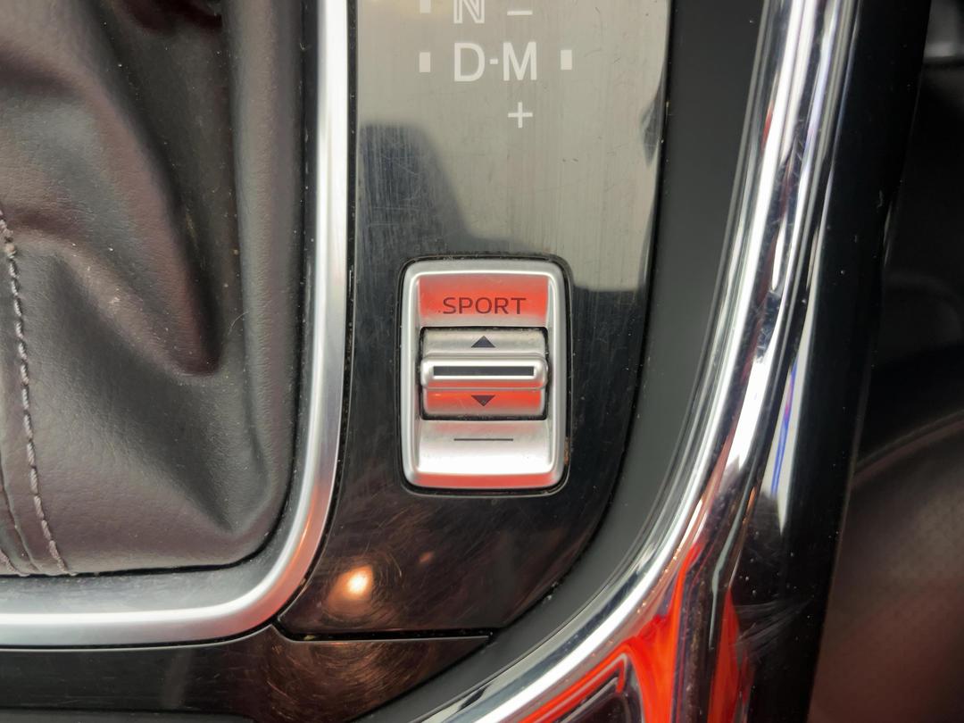 Photo '29' of Mazda CX-9