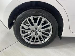 Photo '12' of Mazda Mazda2