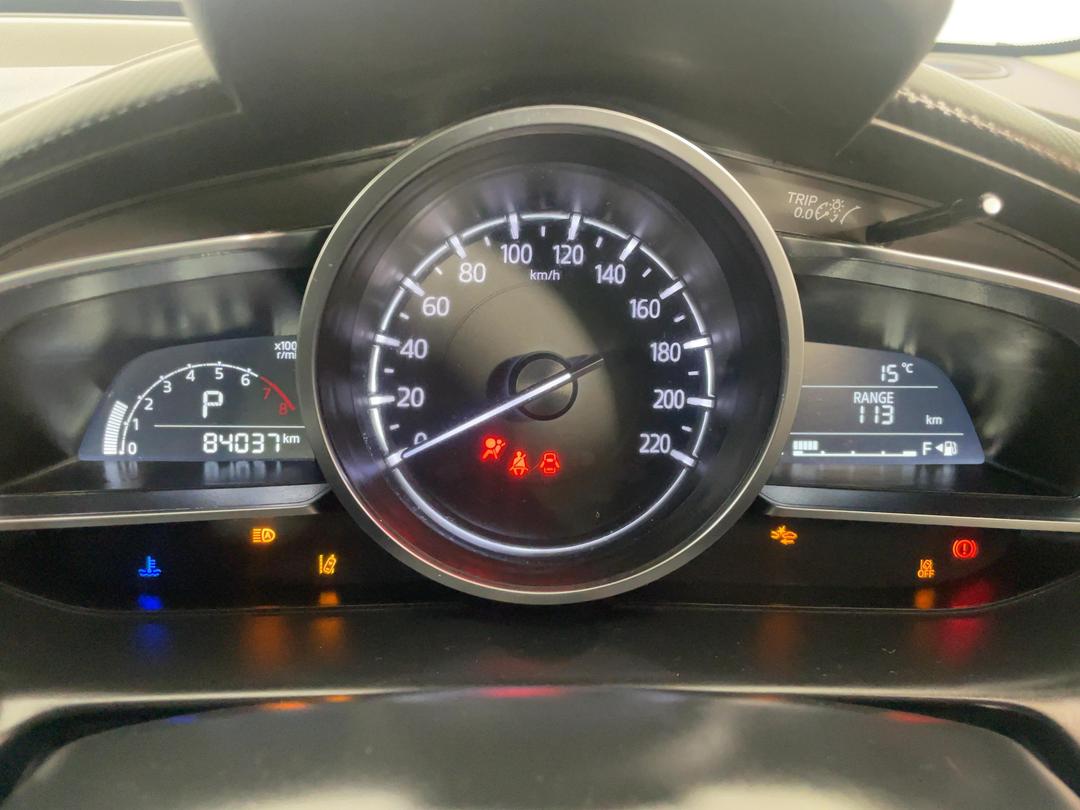 Photo '21' of Mazda Mazda2
