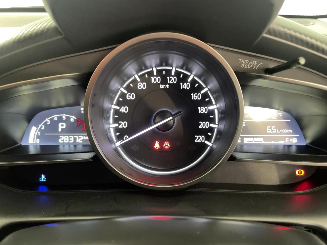 Photo '21' of Mazda Mazda2