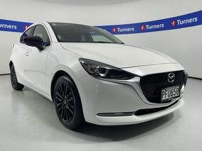 Photo '1' of Mazda Mazda2