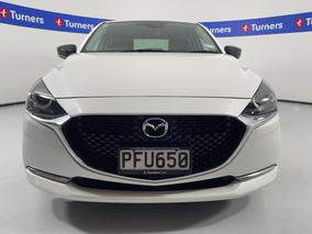 Photo '2' of Mazda Mazda2