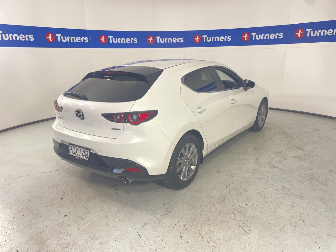 Photo '7' of Mazda Mazda3