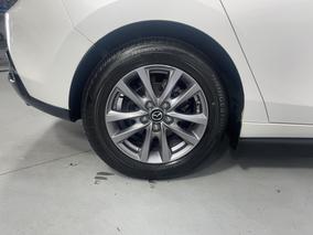 Photo '12' of Mazda Mazda3