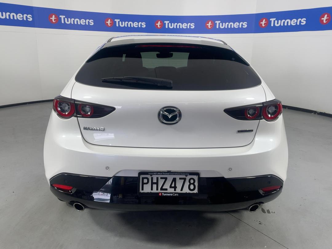 Photo '6' of Mazda Mazda3