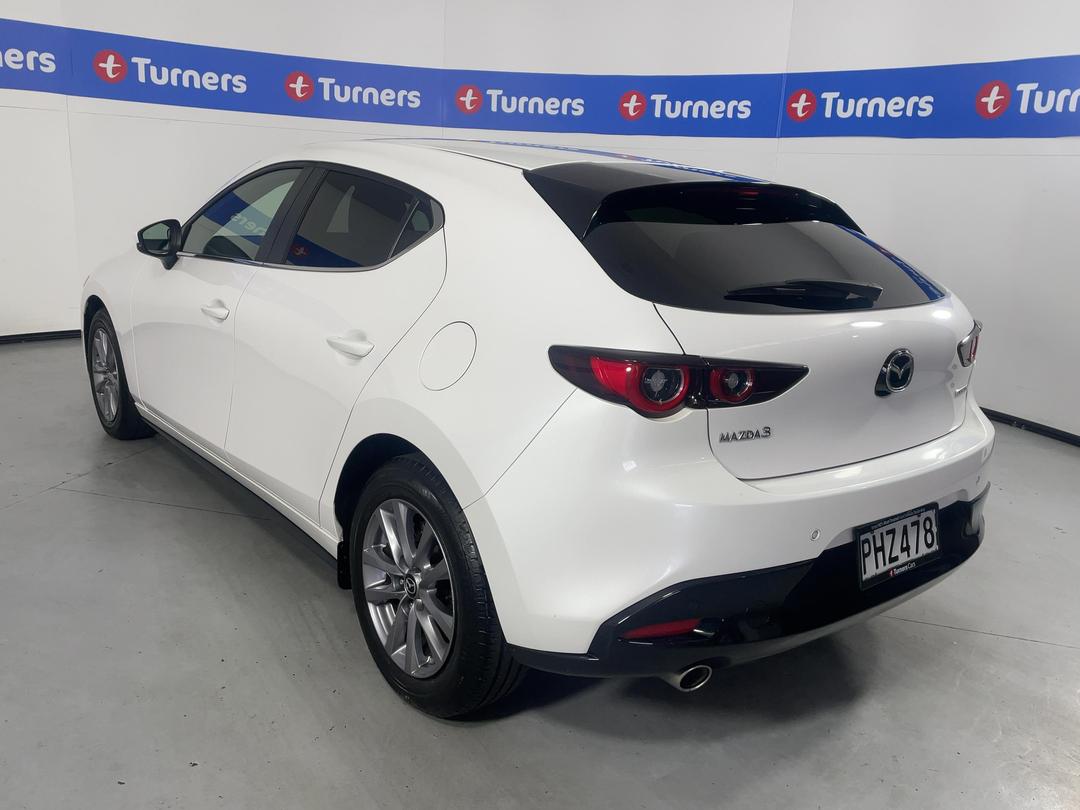 Photo '5' of Mazda Mazda3