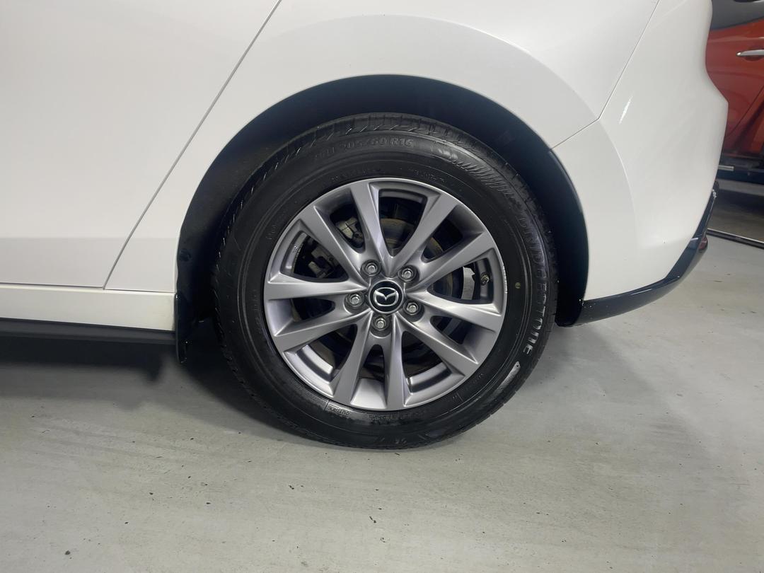 Photo '11' of Mazda Mazda3