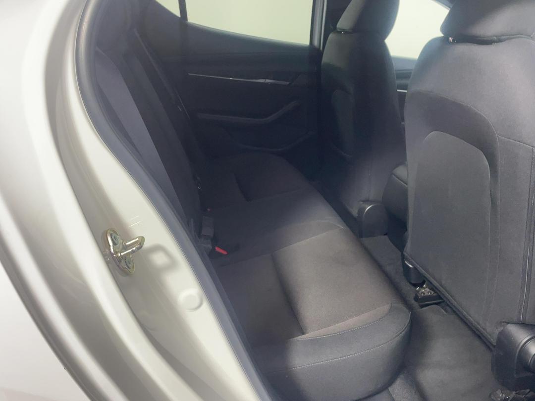 Photo '20' of Mazda Mazda3
