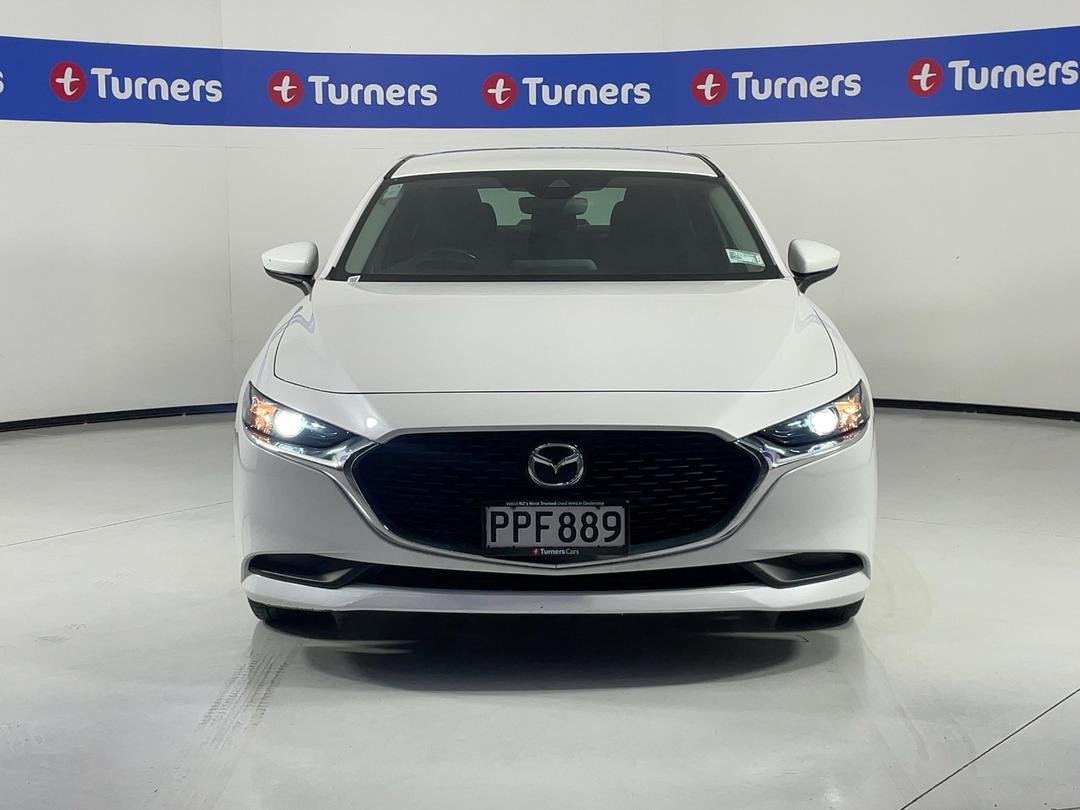 Photo '2' of Mazda Mazda3