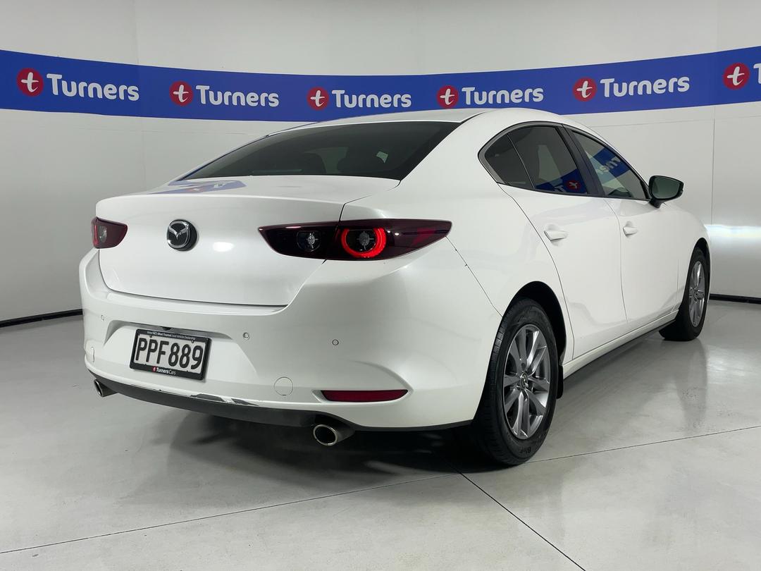 Photo '7' of Mazda Mazda3