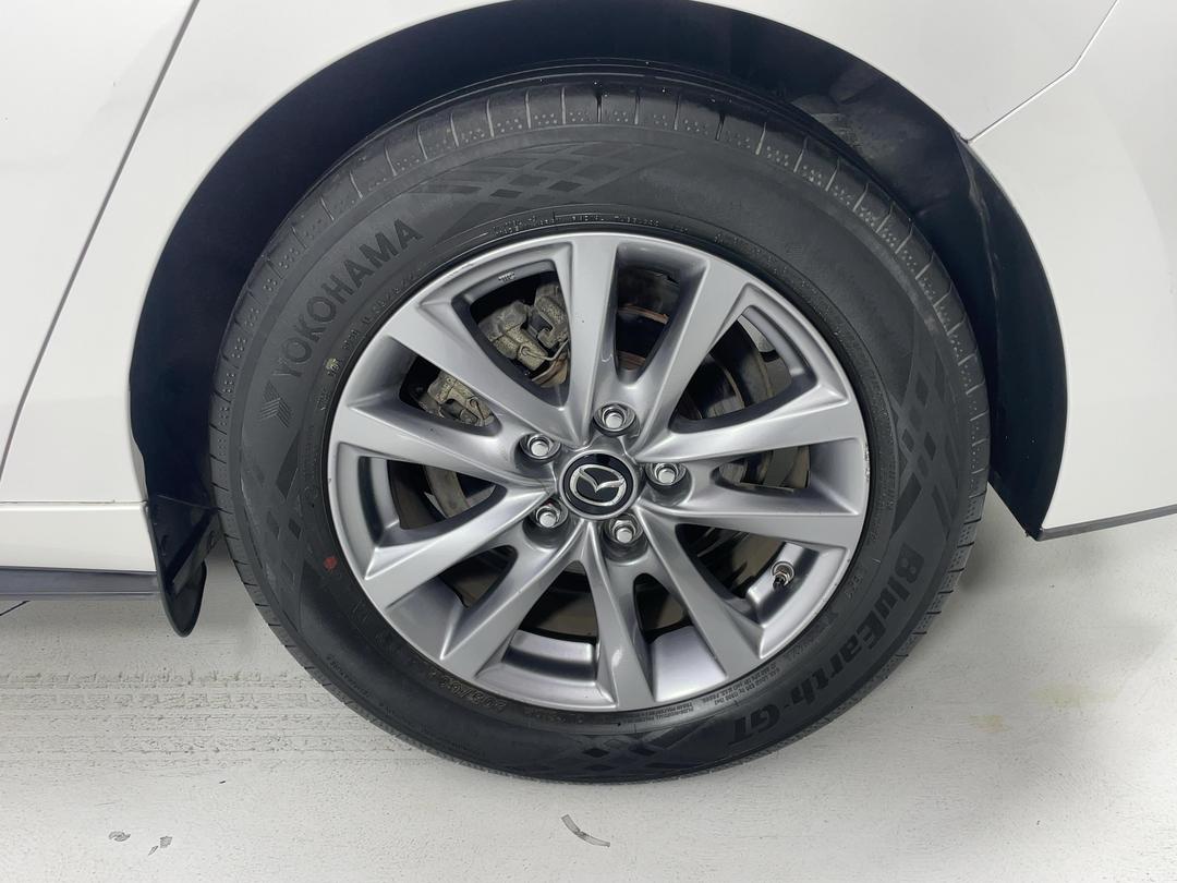 Photo '11' of Mazda Mazda3