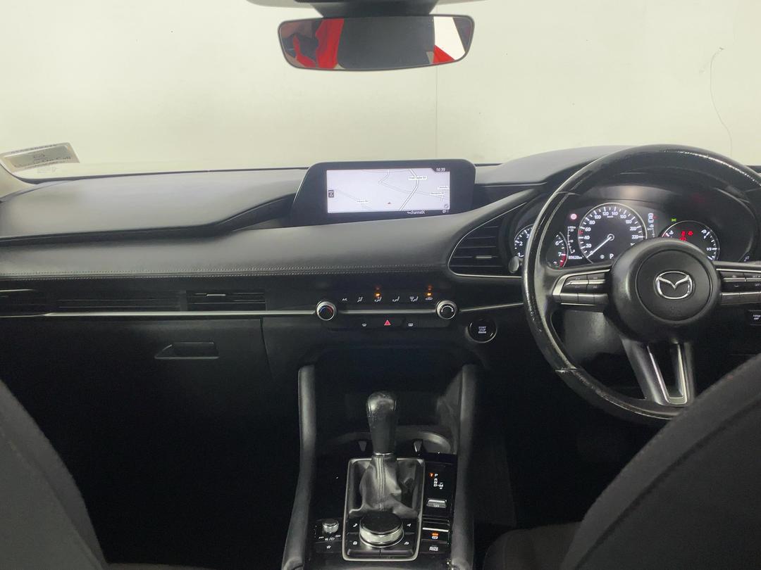 Photo '17' of Mazda Mazda3