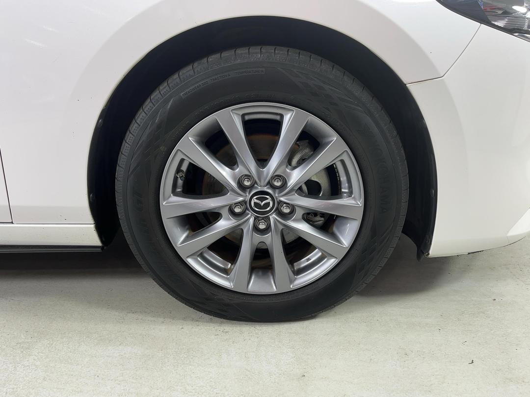 Photo '9' of Mazda Mazda3