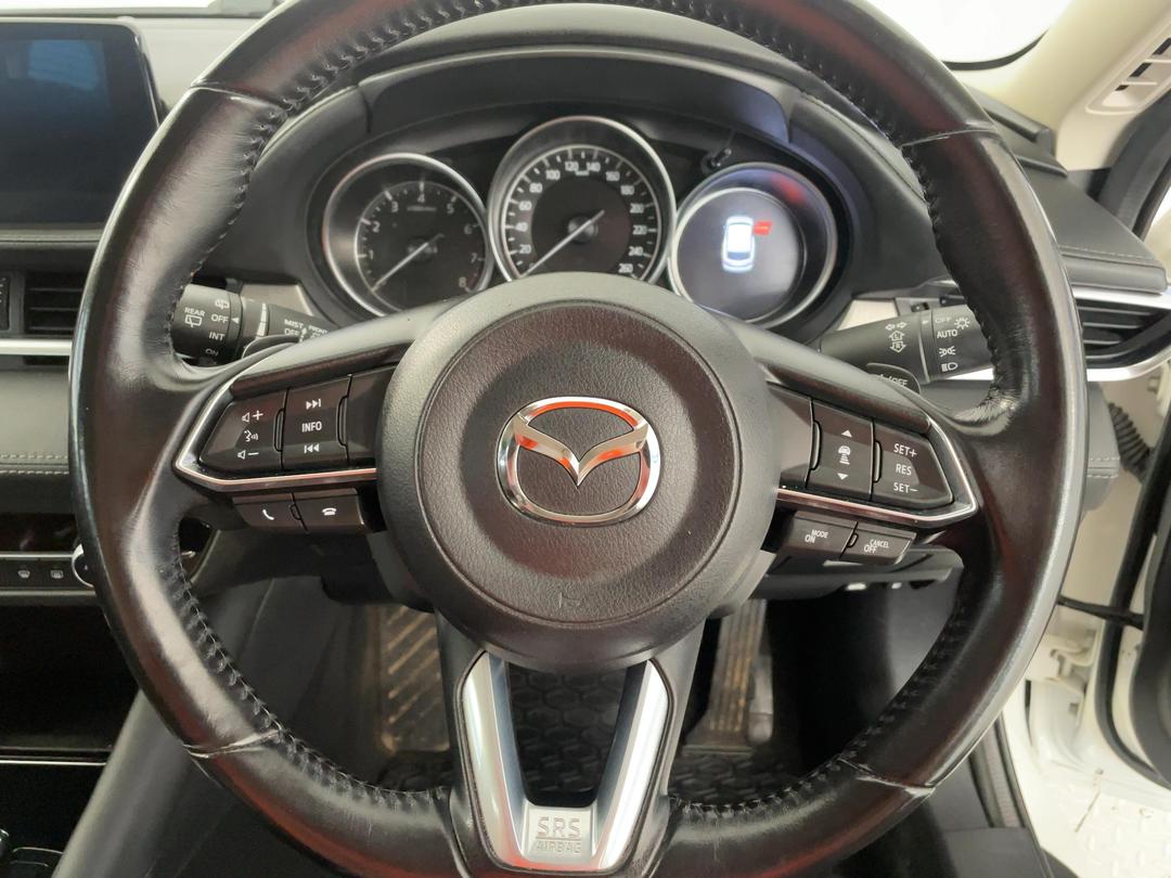 Photo '28' of Mazda Mazda6
