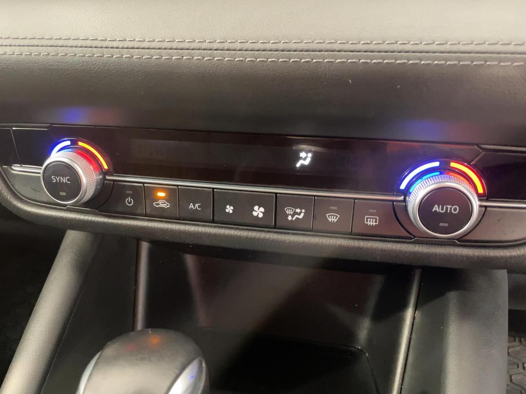 Photo '31' of Mazda Mazda6