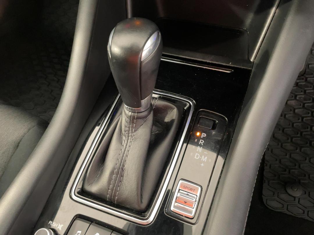 Photo '32' of Mazda Mazda6